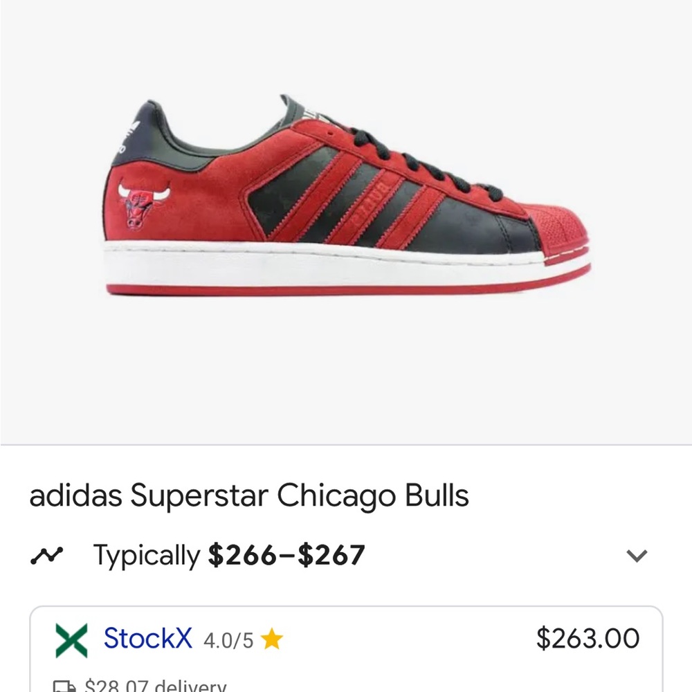 EUC Chicago Bulls Adidas Superstars